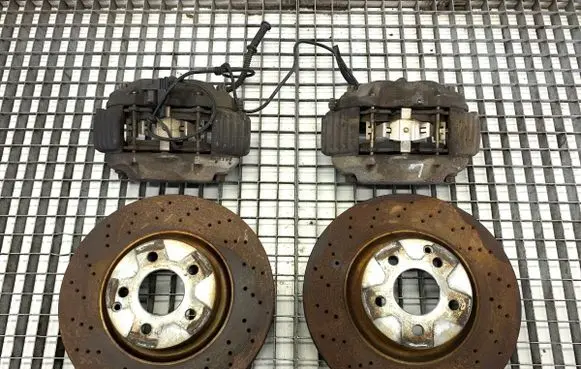 Front brake caliper