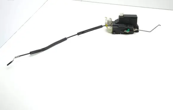 Maserati Quattroporte Front door lock