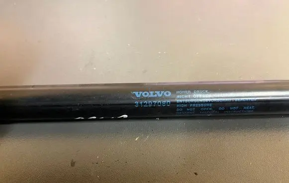 Volvo V60 Tailgate/trunk strut/damper 31297080