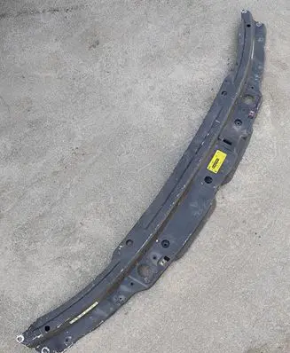 Land Rover Range Rover L322 Top upper radiator support slam panel XAB000011