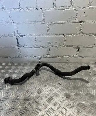 Mercedes-Benz C W204 Engine coolant pipe/hose