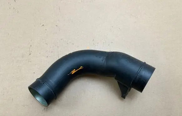 Subaru Outback (BS) Air intake hose/pipe A12AL04