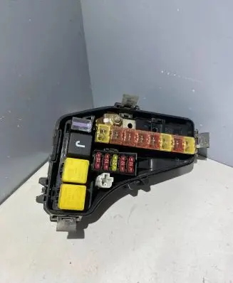 Volvo S70 V70 V70 XC Fuse box set 9128576 9162084