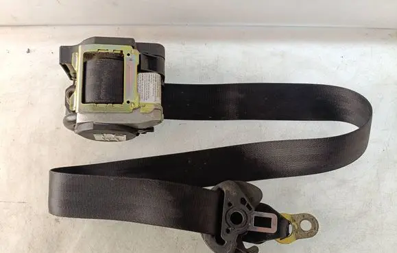 Volkswagen PASSAT B5.5 Front seatbelt 561084800 3B1857706D 561080101