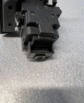 BMW 3 E90 E91 Ignition lock ---
