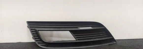 Audi A4 S4 B8 8K Front fog light trim/grill 8K0807681K
