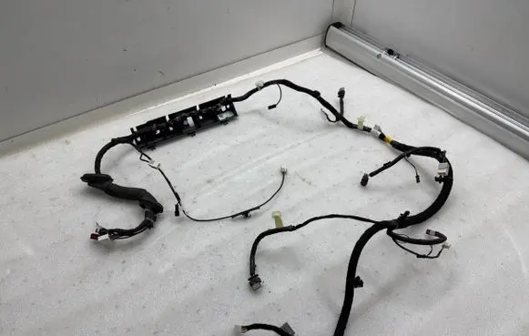 Tesla Model Y Tailgate/trunk wiring harness 148905502D 149463400C 02002T22499