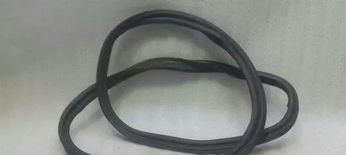 Mercedes-Benz C W205 Front door rubber seal A2057500398