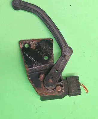 Mercedes-Benz GL X164 Air suspension front height level sensor 1643280140