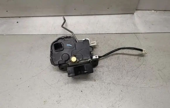 Mazda 2 Tailgate/trunk/boot lock/catch/latch