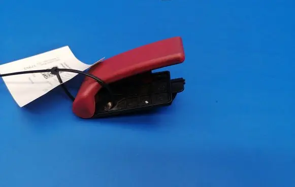 Mercedes-Benz C W203 Engine bonnet (hood) release handle
