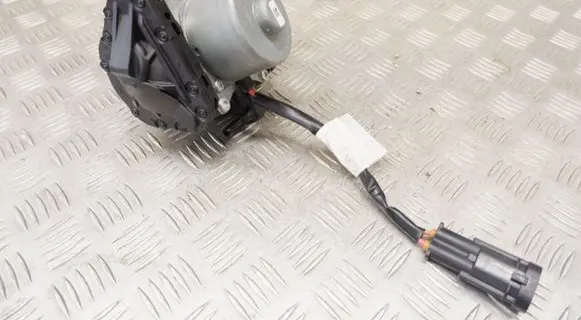 Peugeot 208 Vacuum pump 9835028580