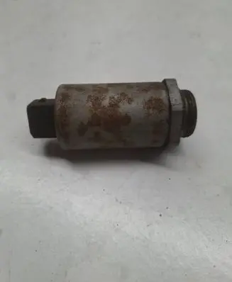 BMW 3 E46 Camshaft vanos timing valve 1432532 11361432532