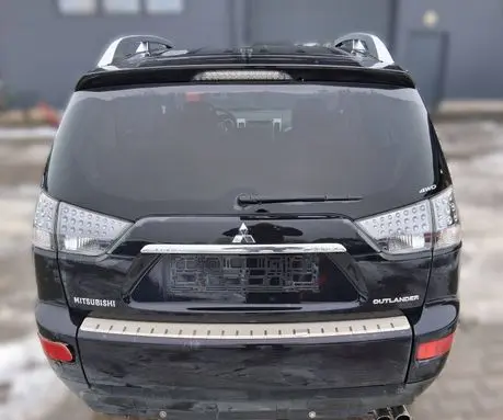 Mitsubishi Outlander Pick-up truck tonneau cover 