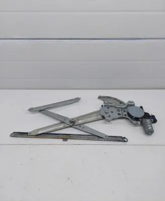 Suzuki SX4 Front door window regulator with motor 8356063J00