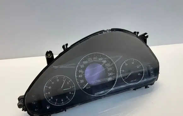 Mercedes-Benz E W211 Speedometer (instrument cluster) A2115407311 11008000443 110080004043