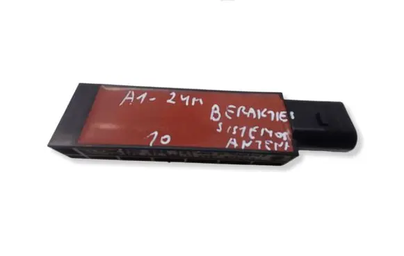 Audi A1 Keyless system antenna 5Q0962131 5FA17166811