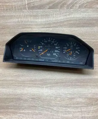 Mercedes-Benz E W124 Speedometer (instrument cluster) 1244407111 110008652