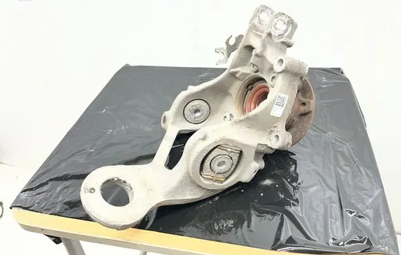 Audi A4 S4 B8 8K Rear wheel hub spindle/knuckle 8K0505431AR