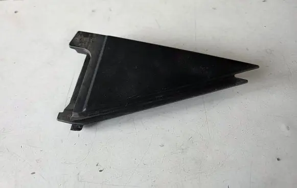 Opel Crossland X Rear door glass trim molding 39123014