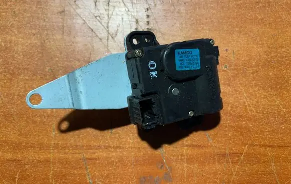 Hyundai Matrix Air flap motor/actuator D266DEYLA