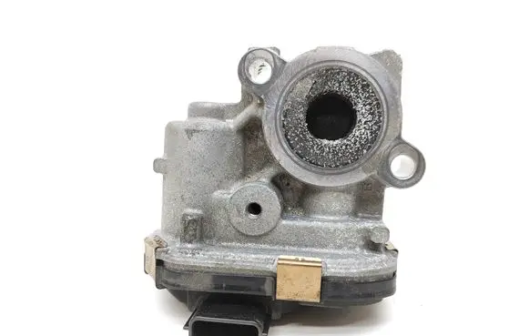 Nissan Rogue EGR valve 147105TA0C 147105TA00 0103