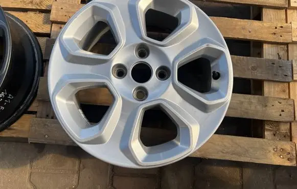 Ford Ecosport R16 alloy rim KN1J1007AA