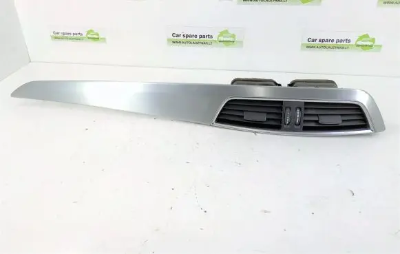 Mercedes-Benz C W204 Panel trim A2046802271 2046802271
