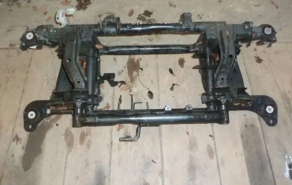 Citroen DS5 Rear subframe 