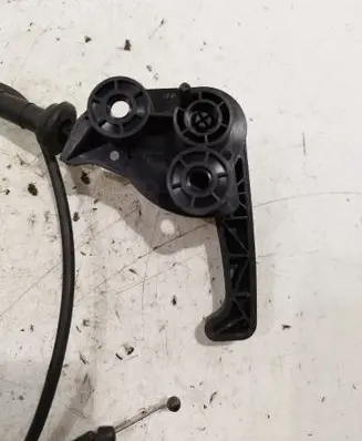 Hyundai i40 Engine bonnet/hood lock release cable 