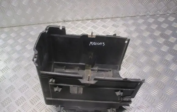 Mazda 3 I Battery box tray 