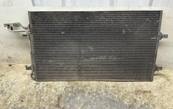 Volvo V50 A/C cooling radiator (condenser)