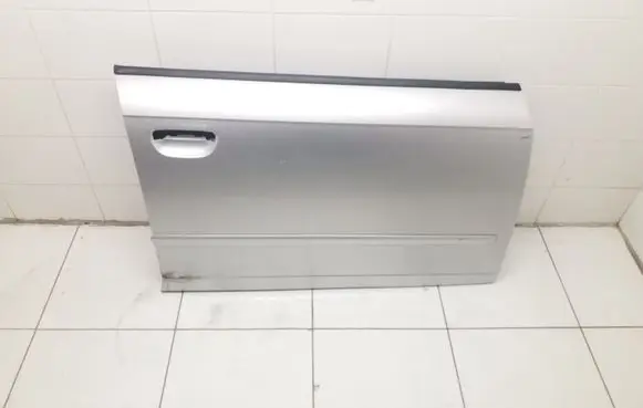 Audi A4 S4 B6 8E 8H Front door