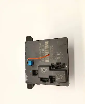 Mercedes-Benz E W211 Door control unit/module 2118201626