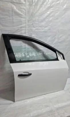 Chevrolet Cruze Front door