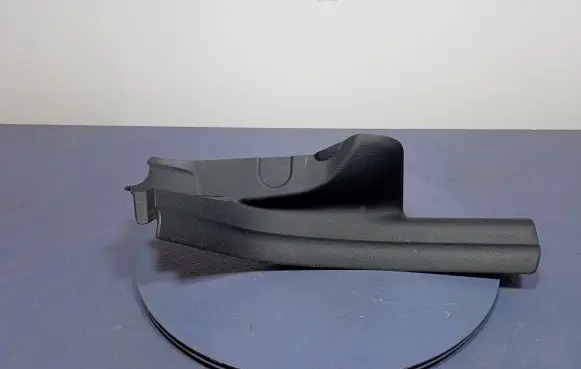 Other sill/pillar trim element