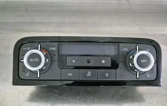 Volkswagen Touareg II Climate control unit 7P6907040BT