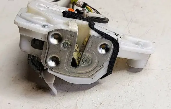 Mazda CX-5 Front door lock AFWA3W265FAW