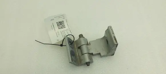 Mini One - Cooper Clubman R55 Rear door lower hinge 7167463