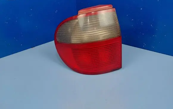 Ford Galaxy Rear/tail lights 90733700 95VW13405DD