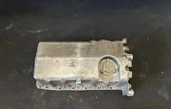 Volkswagen Golf IV Oil sump 038103603N