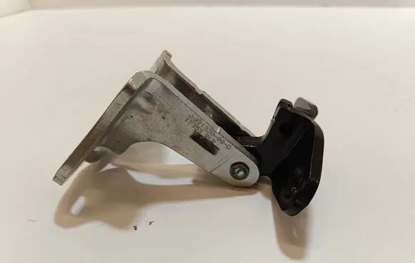 Tesla Model 3 Rear door upper hinge 109133000D 17353