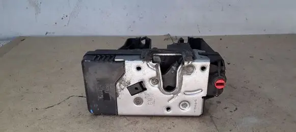 Opel Zafira A Rear door lock 24414134