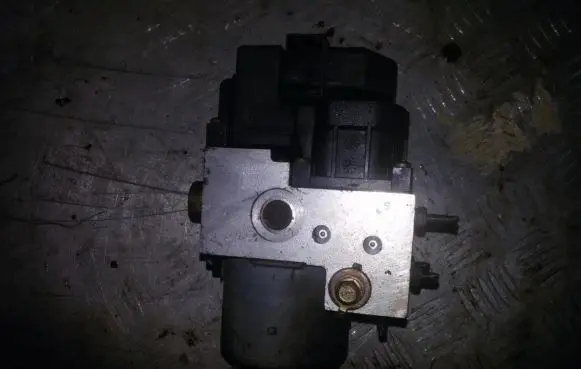 Nissan Almera Tino ABS Pump 0273004505 085313