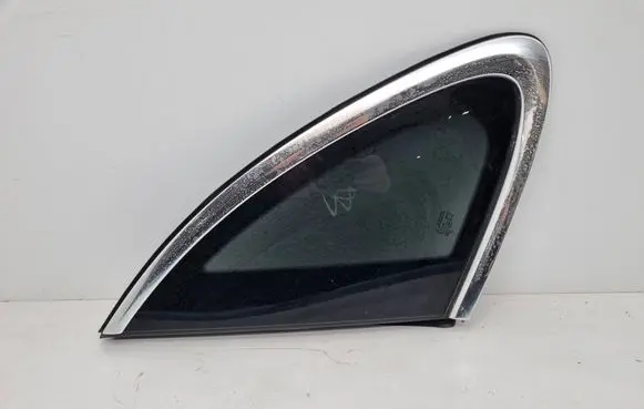 Porsche Cayenne (9Y0 9Y3) Rear side window 9Y0854297