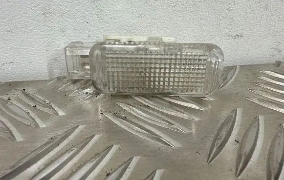 Audi A5 8T 8F Front door interior light 8D094745
