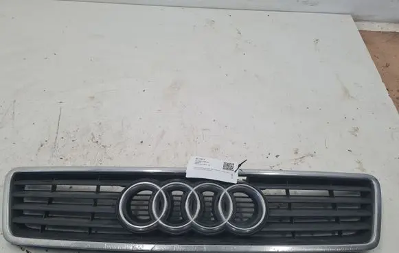 Audi A6 S6 C5 4B Front grill 4B0853651A