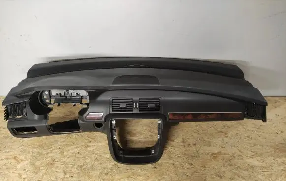Mercedes-Benz R W251 Dashboard