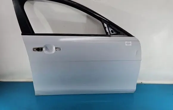 Jaguar XE Front door IMPRK1545170