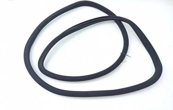 Mercedes-Benz E W211 Rear door rubber seal (on body)